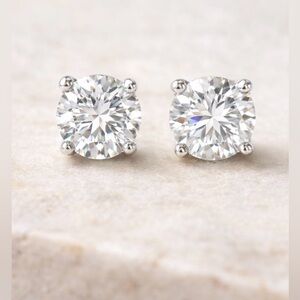 2ctw Moissanite Stud Earrings D VVS1 Sterling Silver Screw backs
